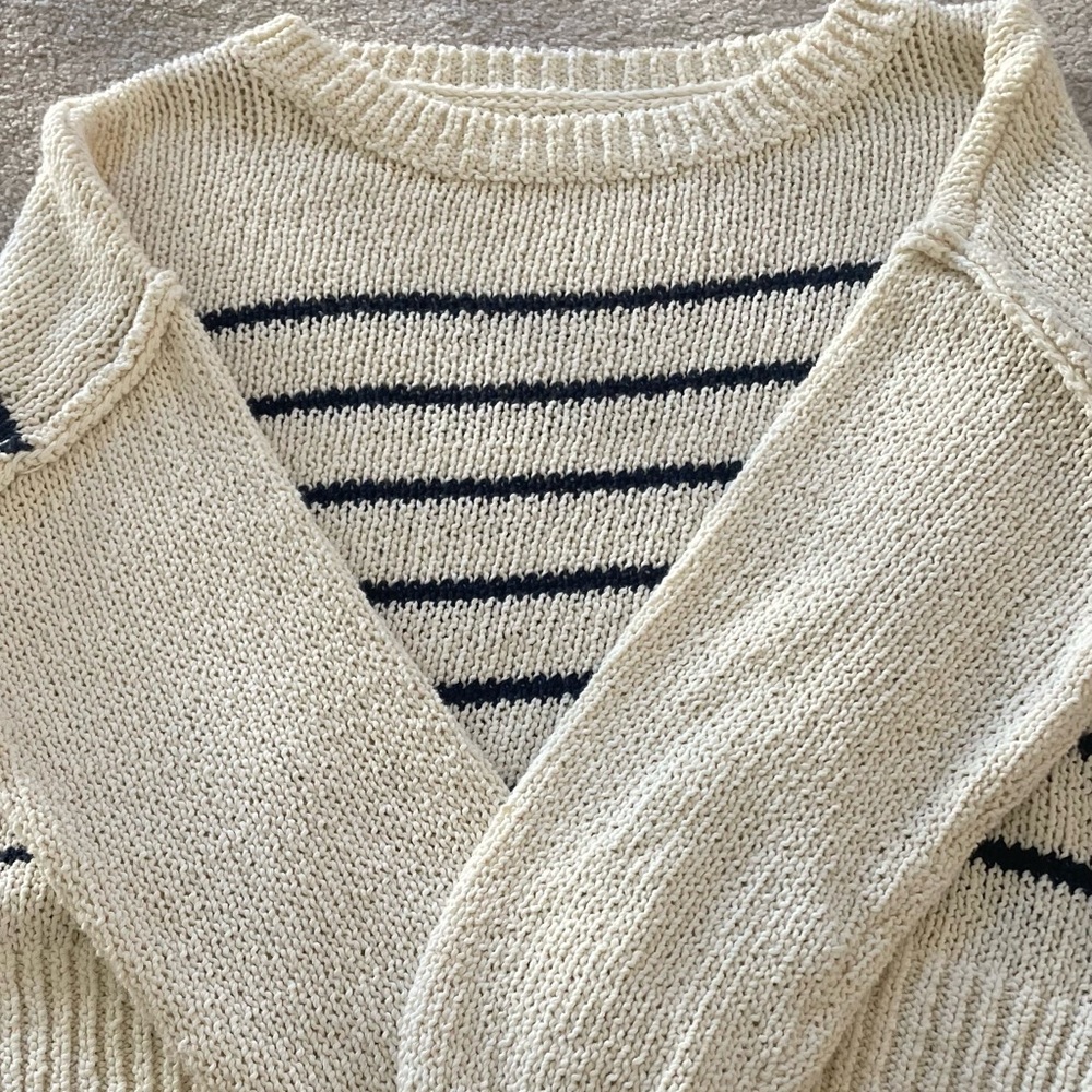 NWOT: Cotton On Sweater - M